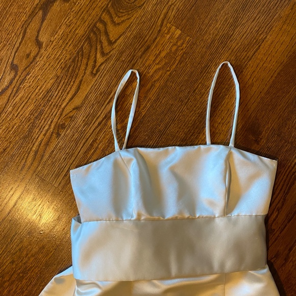 LAST CHANCE: Jones New York Ivory Gown - Size 8 - Picture 2 of 8